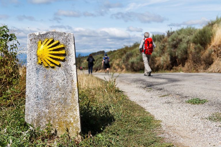 Chemins de Compostelle 53 & Autres Chemins Chemins de Compostelle 53 & Autres Chemins