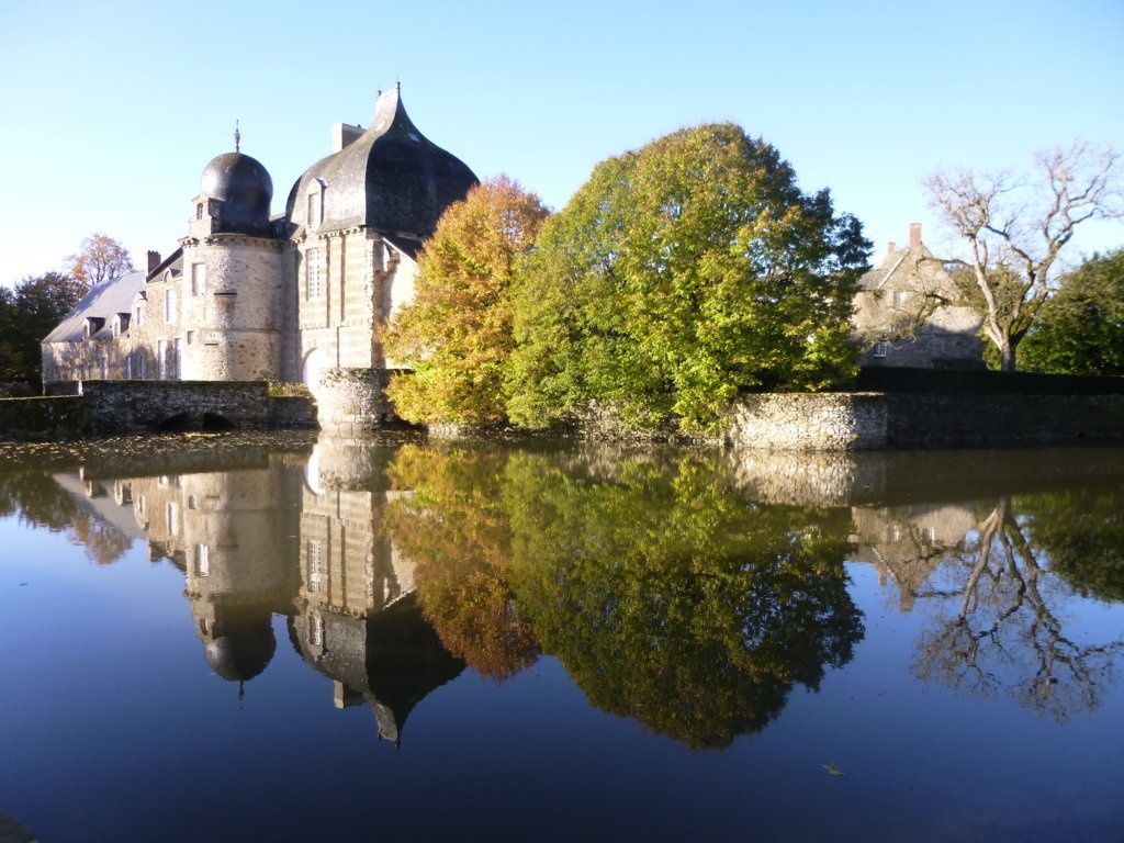 Château de Montesson à Bais